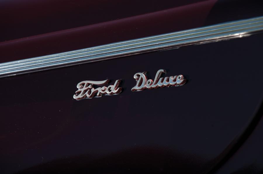  Ford DeLuxe Convertible Coupe 1940 года  (фото 57 из 80)
